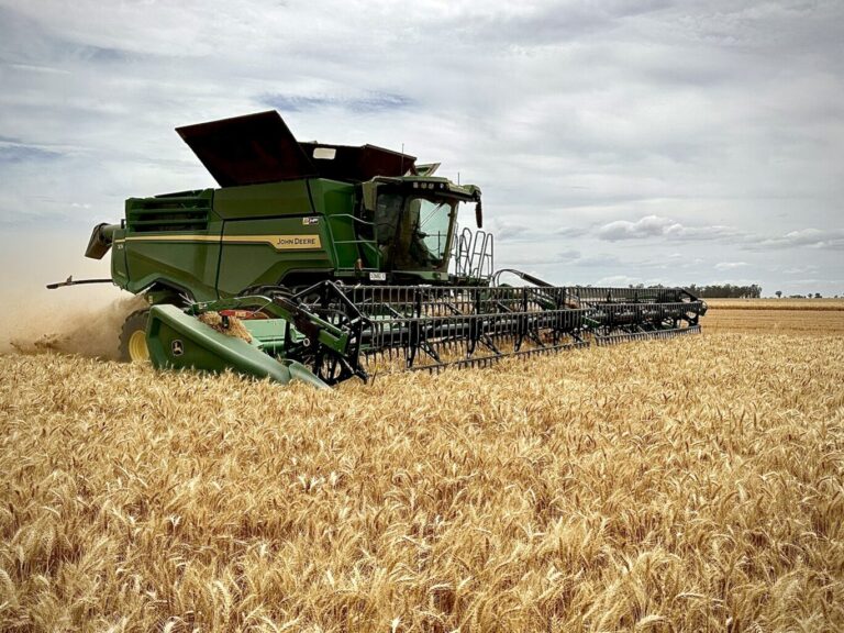 John Deere X9 Harvester
